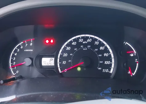 2014 Toyota Sienna Le V6 8 Passenger z USA, uszkodzony, nr VIN 5TDKK3DC1ES465531